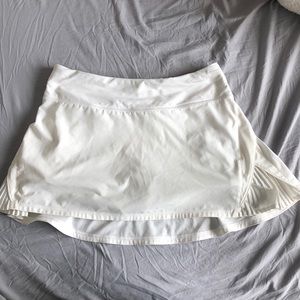 Lululemon White Play Off The Pleats Tennis Skirt